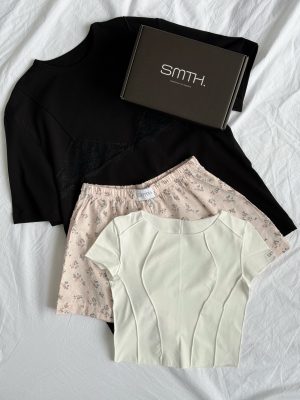 Überraschungsbox: 2 T-Shirts, 1 Shorts