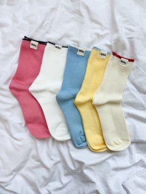 Set aus bunten Damensocken