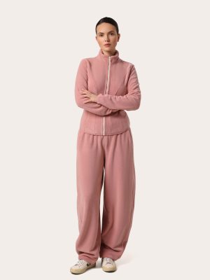 Puderfarbenes Set aus Premium-Fleece mit figurbetontem Zip-Hoodie