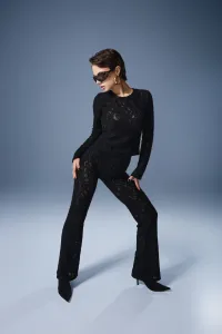 Schwarzes Slim-Langarmshirt aus flauschiger strukturierter Spitze