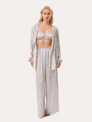 Dreiteiliges Set aus Seidenimitat: Hose, Hemd, Top – mit Leopardenmuster
